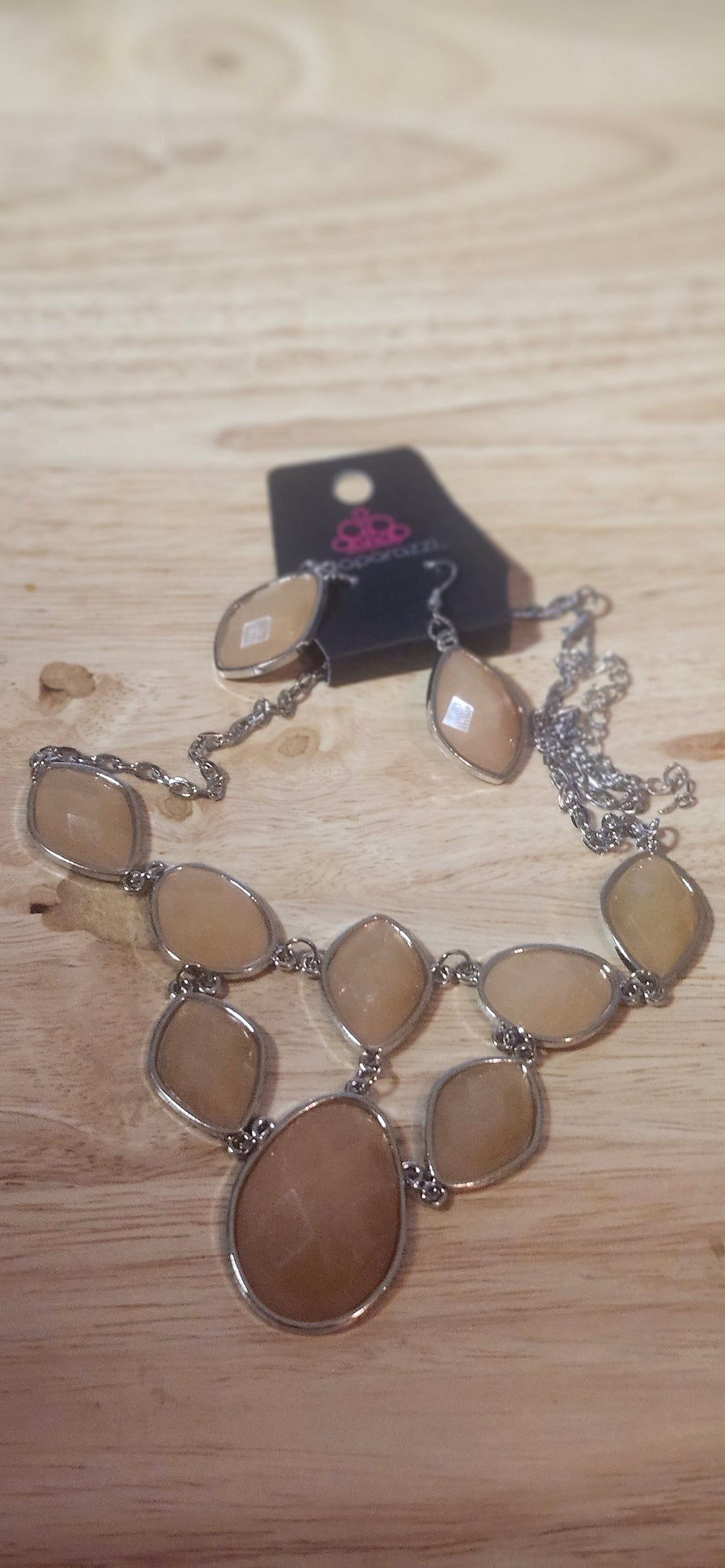 Paparazzi Opulently Oracle Brown Necklace W Earrings