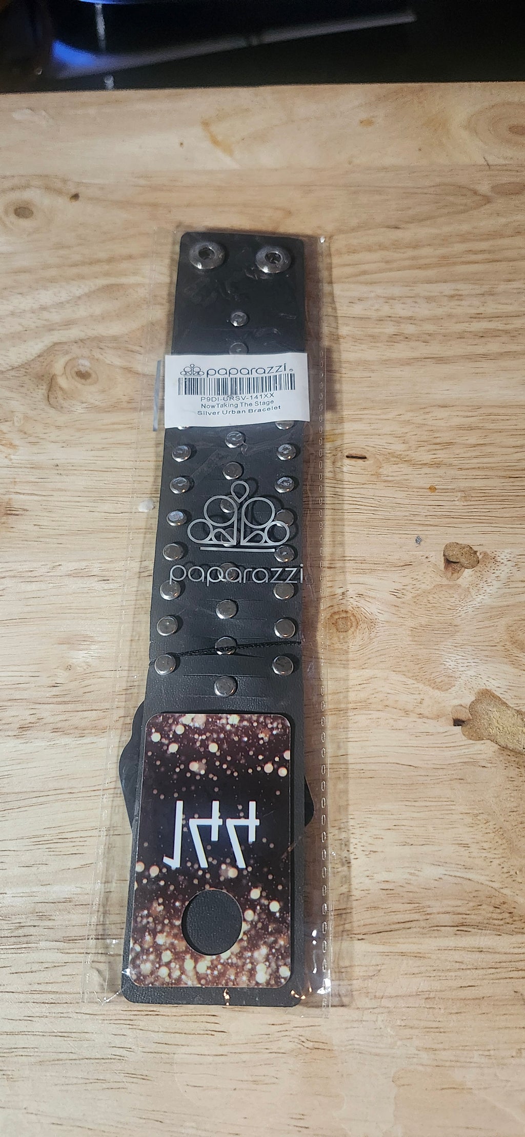 Paparazzi Now Taking The Stage Silver Urban Bracelet
