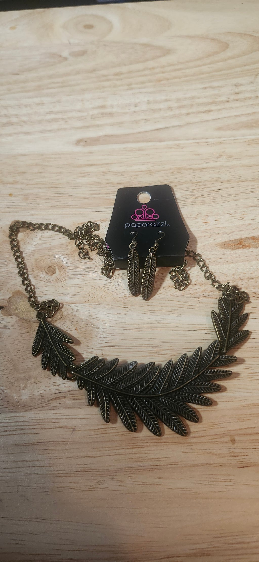 Paparazzi Queen of the QUILL Brass Necklace W Earrings