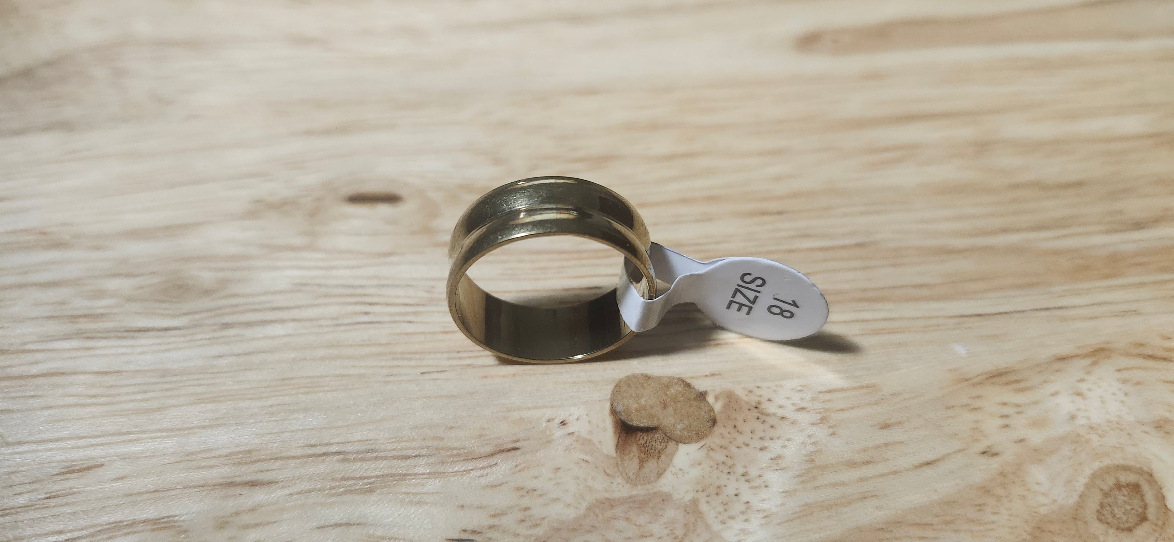 Golden Valley Stainless Steel Ring Size 18mm