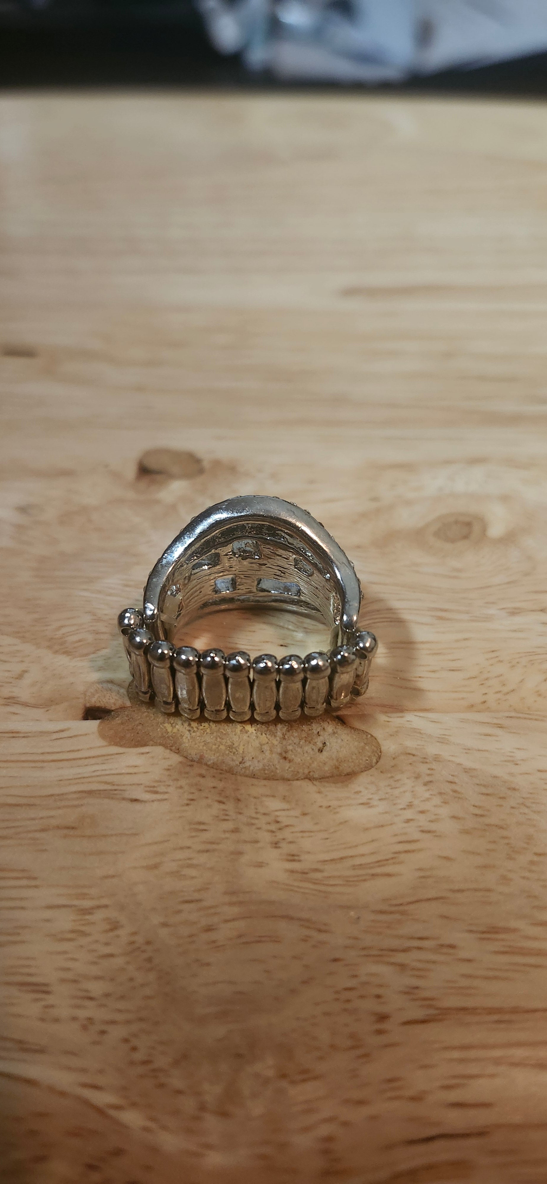 Flexible Silver Ring W Clear Jewels