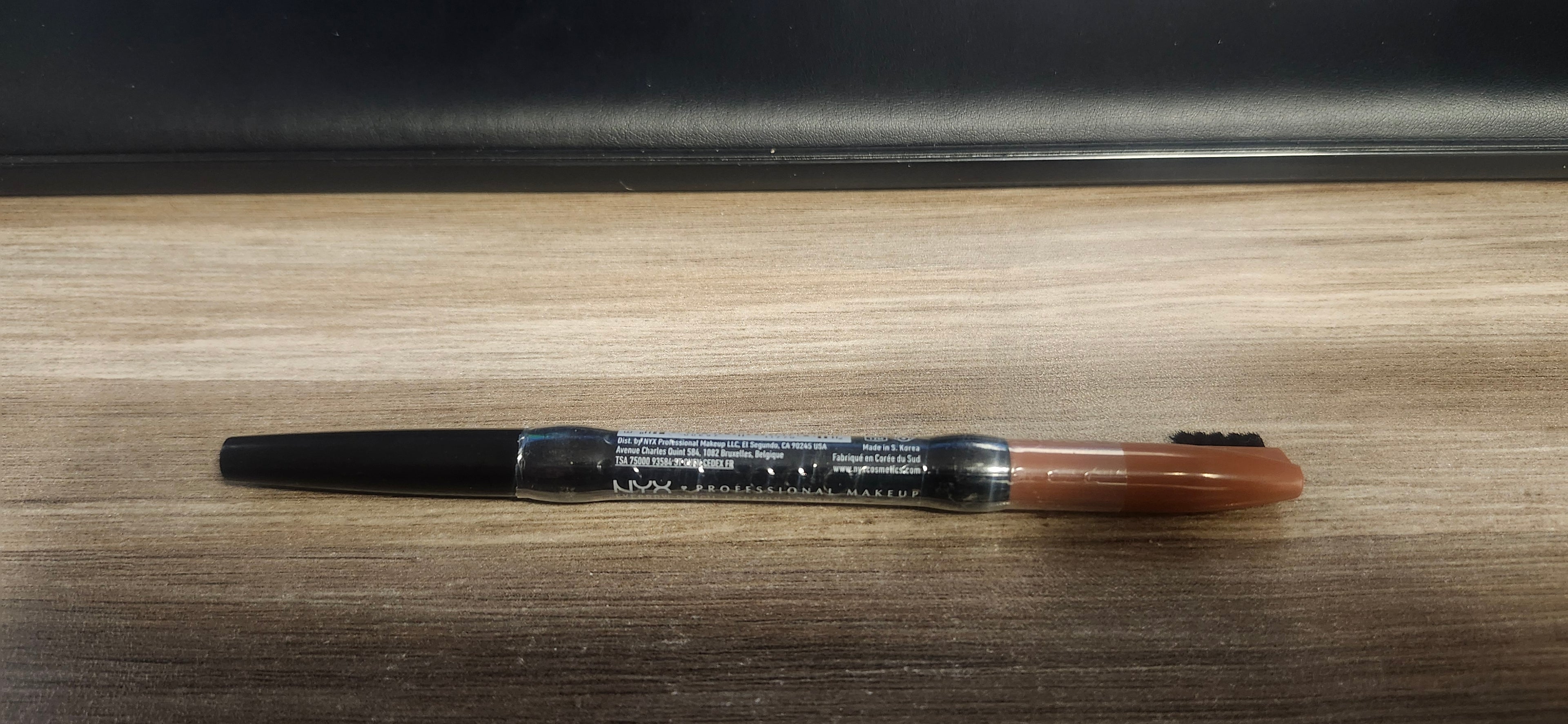 NYX Eyebrow Pencil #EP01 Light Brown
