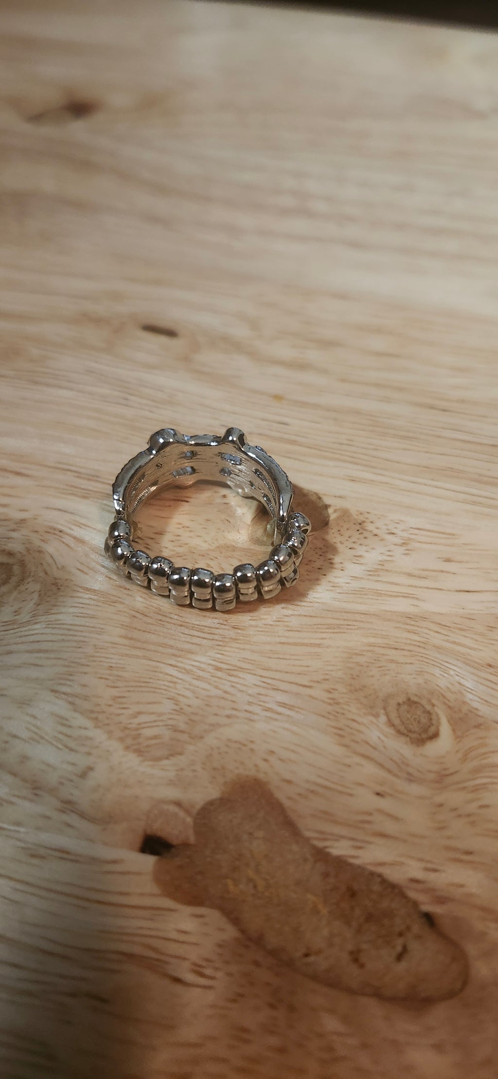 Flexible Silver Ring W Yellow Jewels