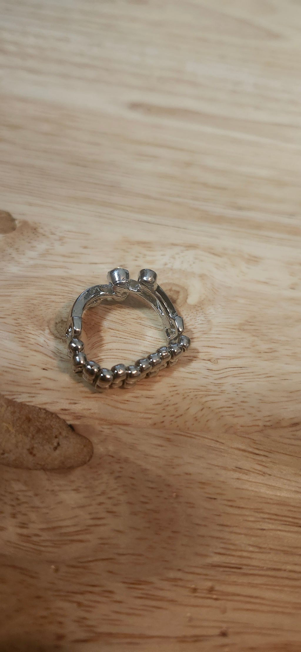 Flexible Silver Ring W Yellow Jewels