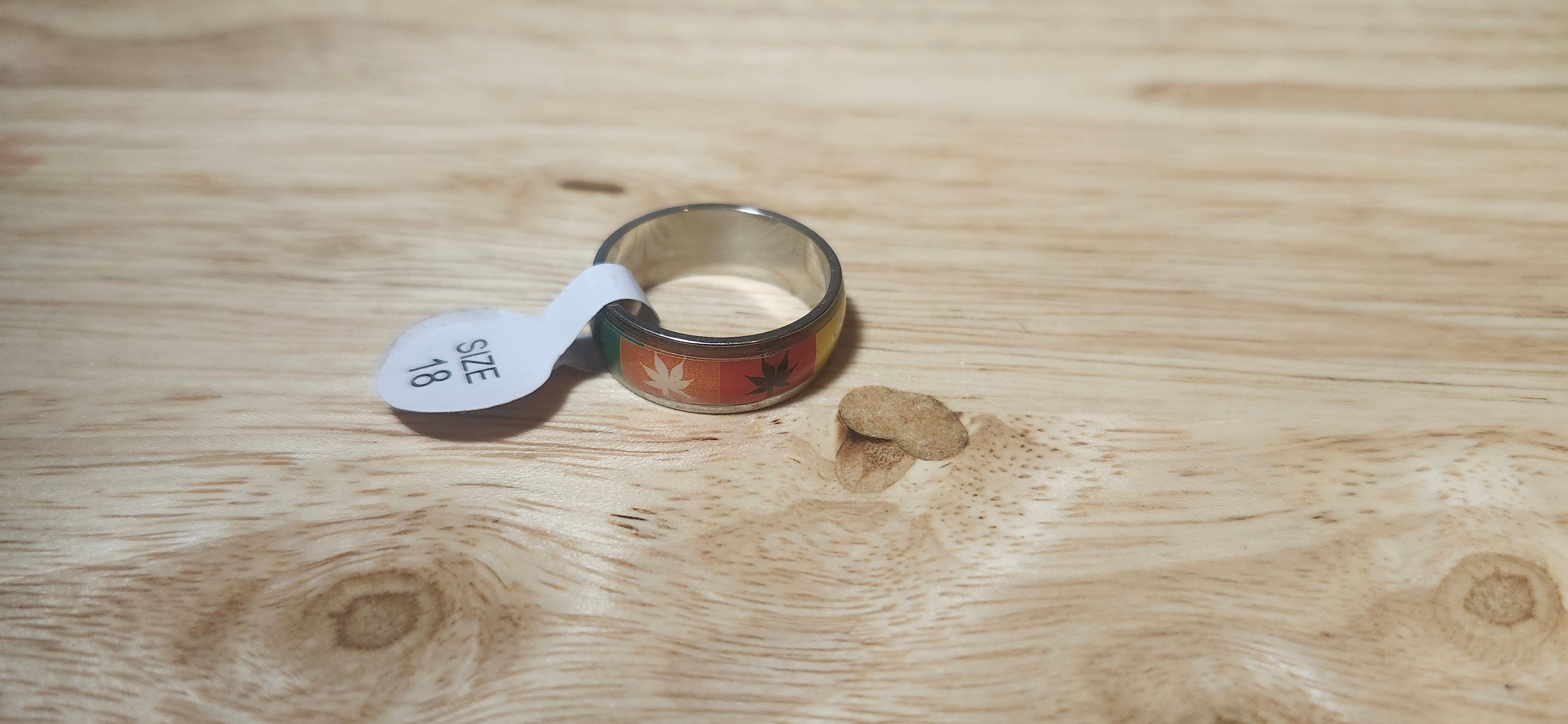 Pan-African Leaf Stainless Steel Ring Size 18mm