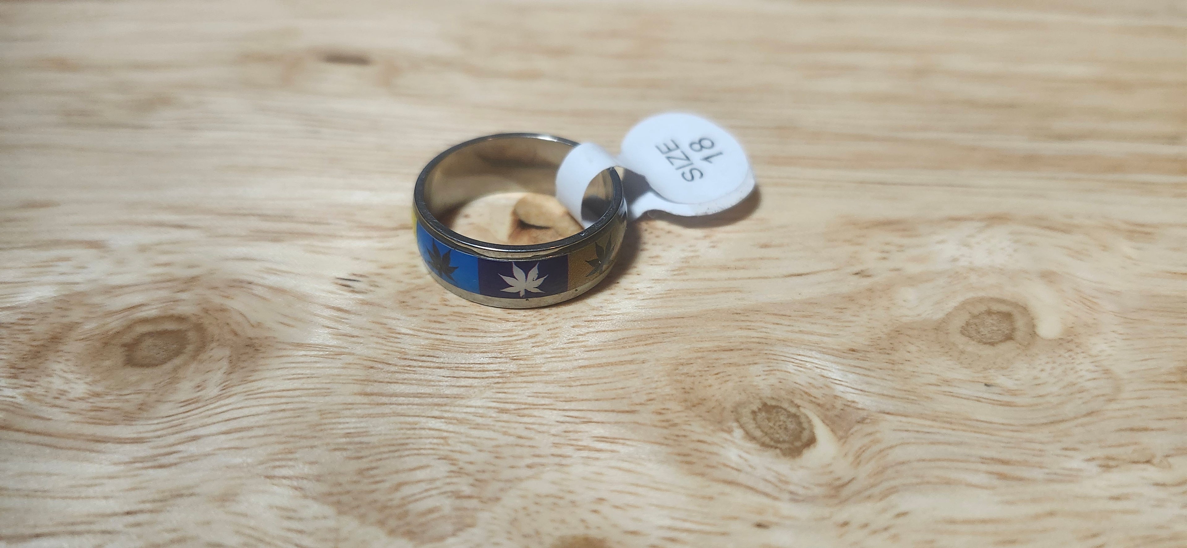 Pan-African Leaf Stainless Steel Ring Size 18mm