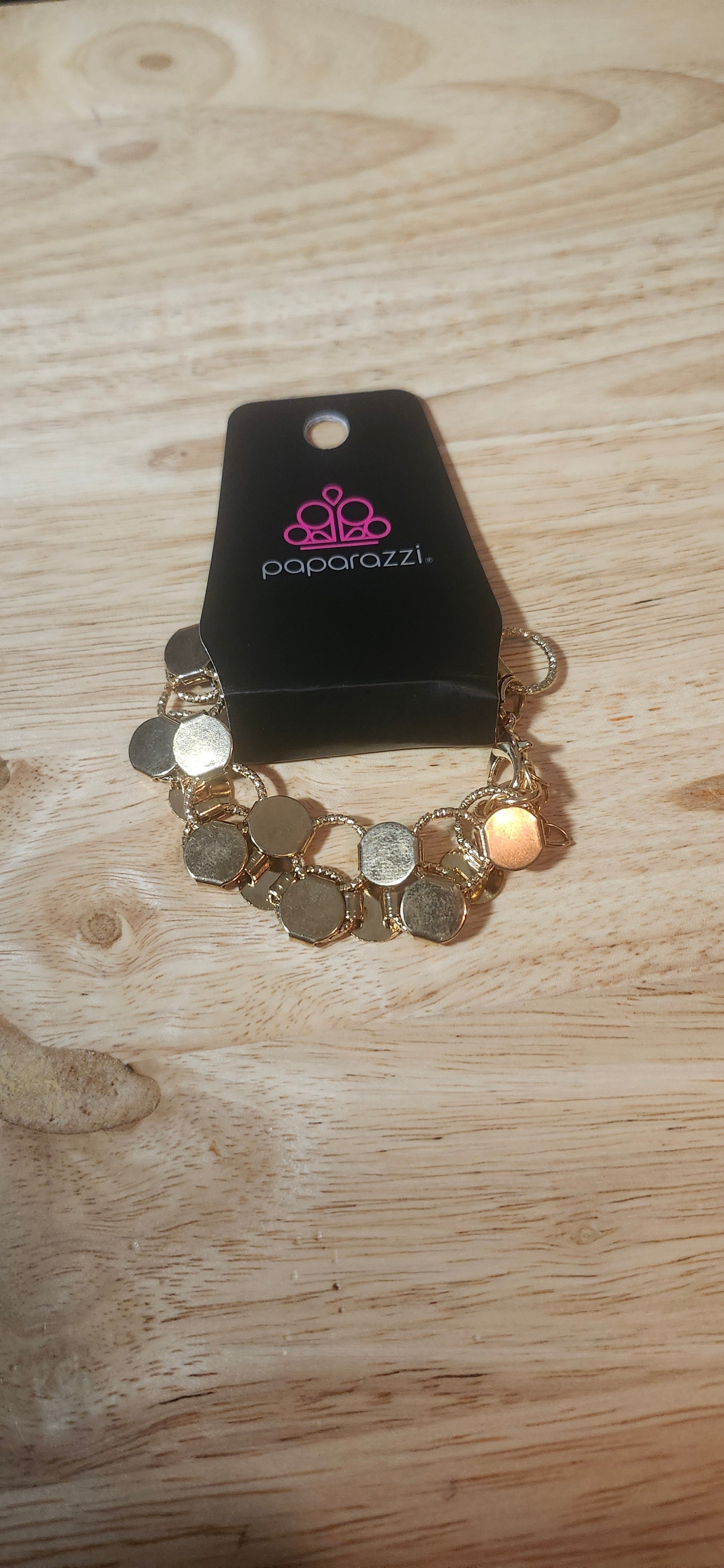 Paparazzi Cast a Wider Net Gold Bracelet